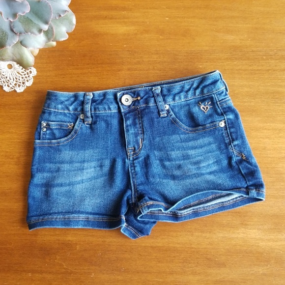 NWT Justice Kids Girls Size 6 or 7 Bermuda Dark Wash Stretch Denim Jean Shorts